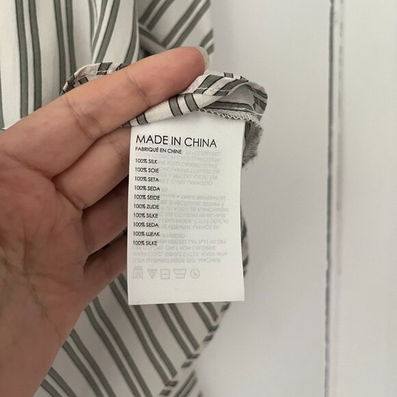 Club Monaco Silk Blouse - Picture 7 of 9